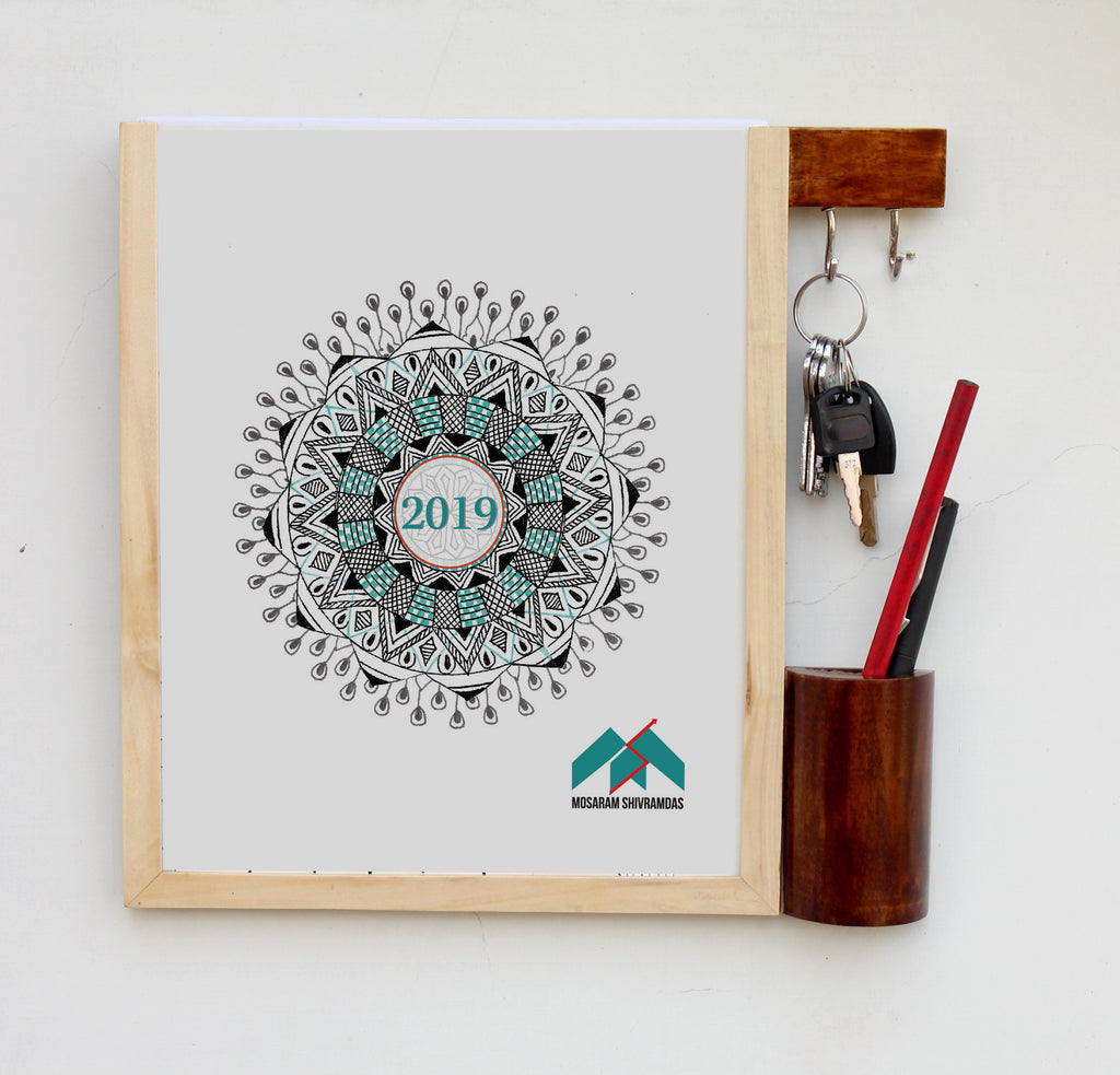 Wooden utility pinboard and whiteboard for offices
